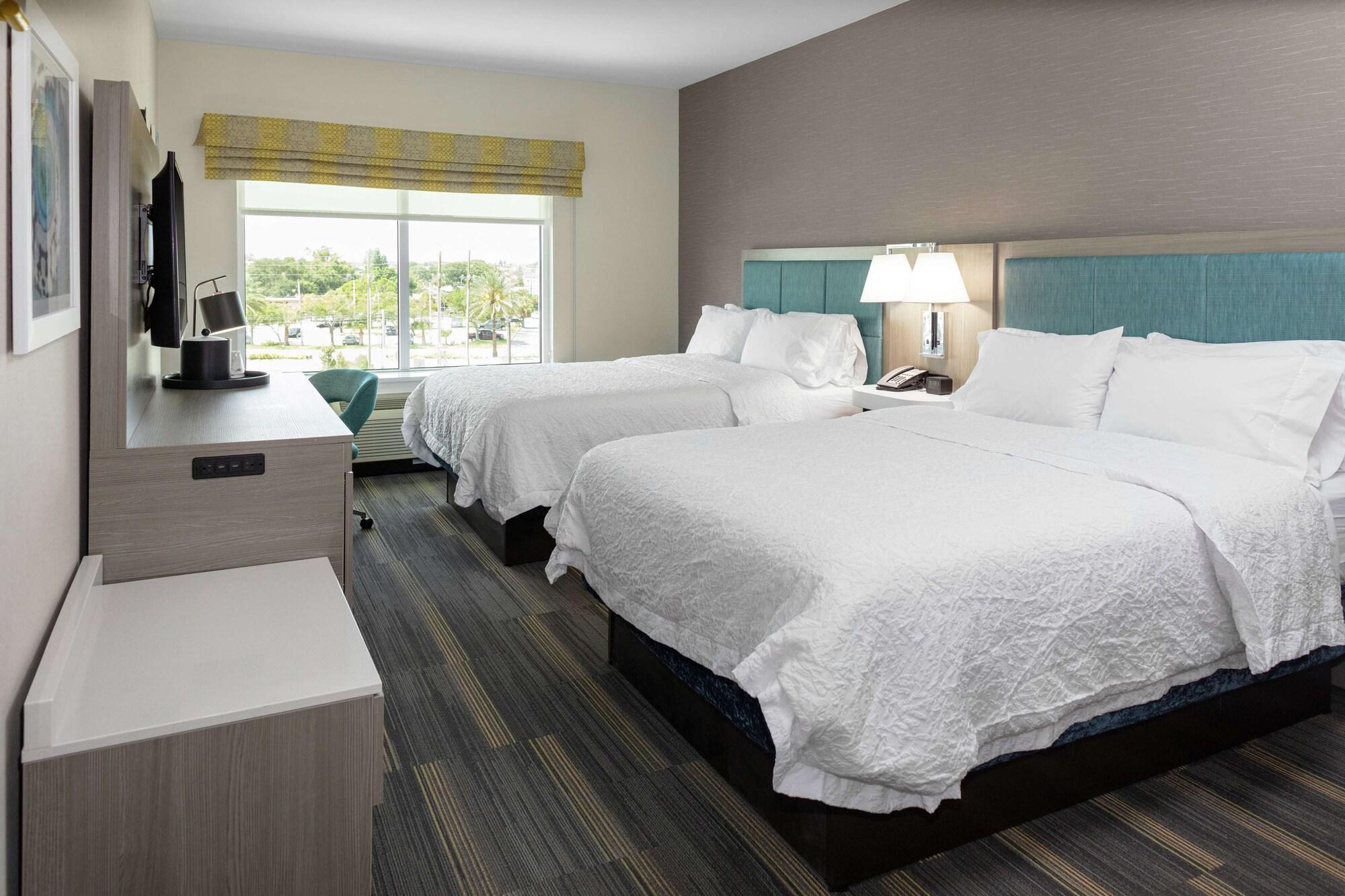 Hampton Inn Dunedin, Fl Exterior foto